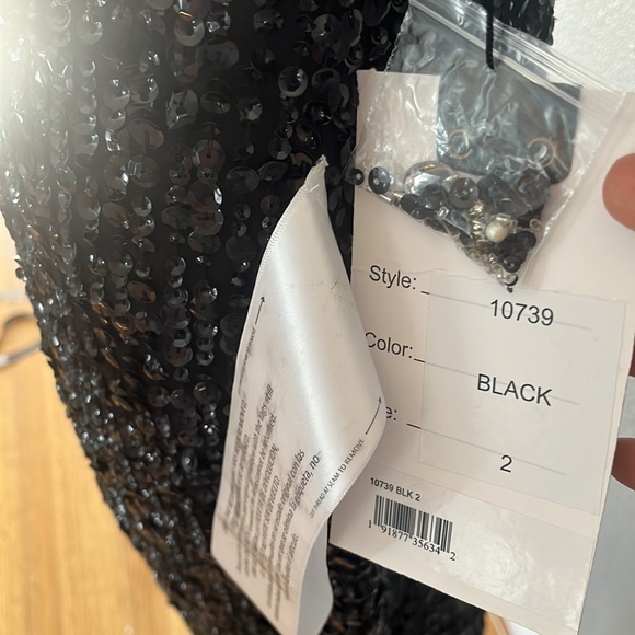 Max Duggal SLEEVELESS HIGH NECK BEADED MIDI SHEATH DRESS 10739 - Picture 9 of 15